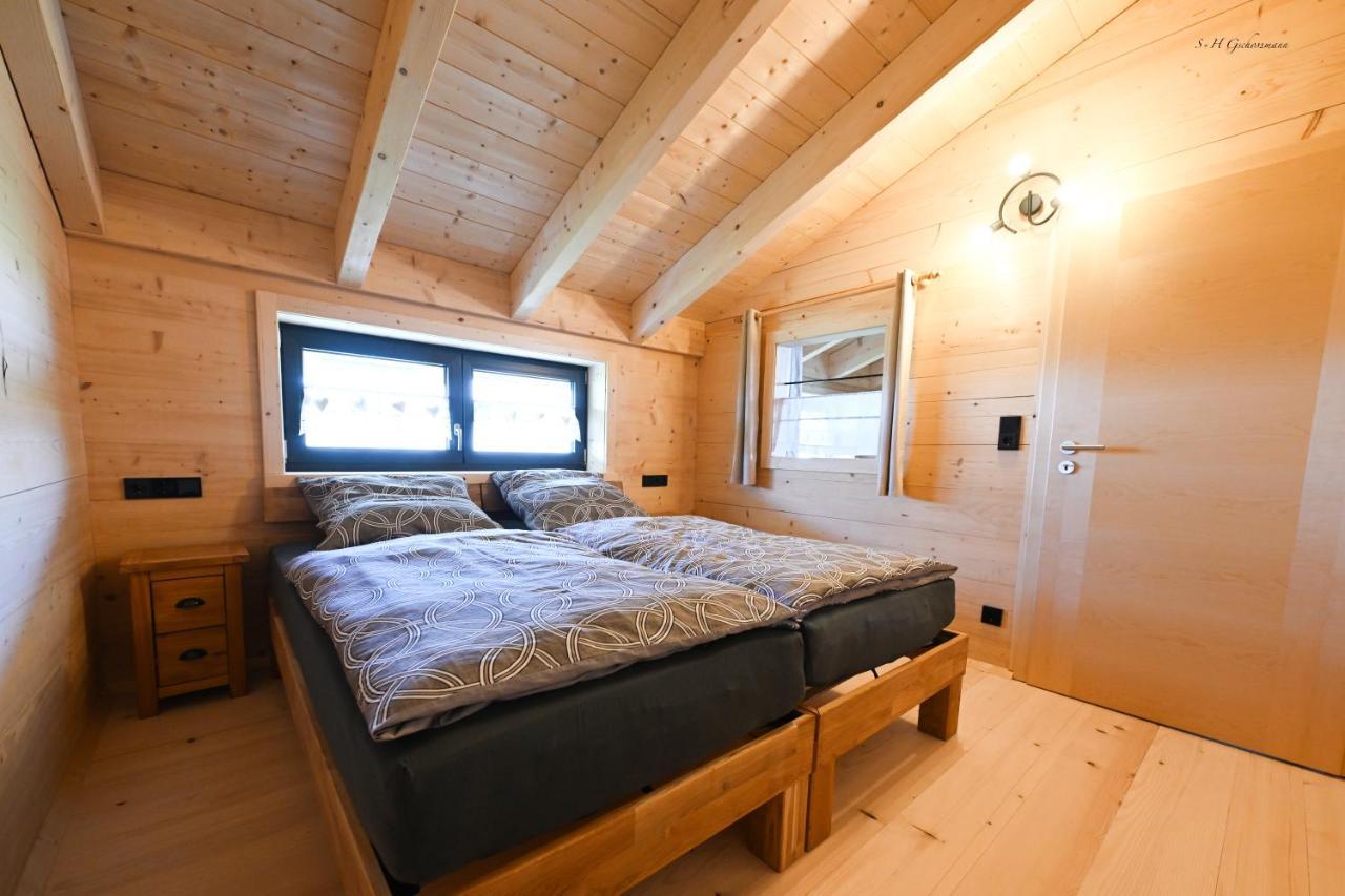 Holzwies Chalets Unterneukirchen Exterior photo