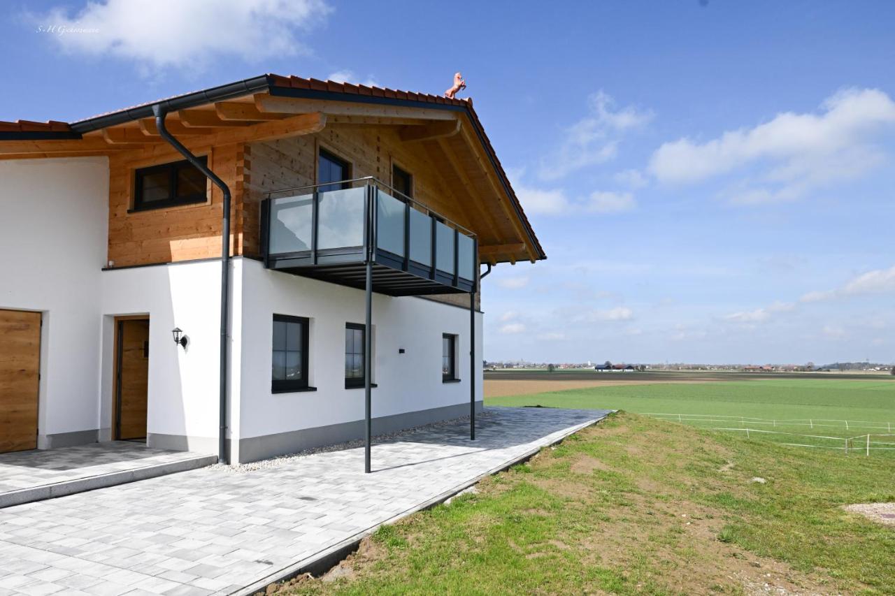Holzwies Chalets Unterneukirchen Exterior photo